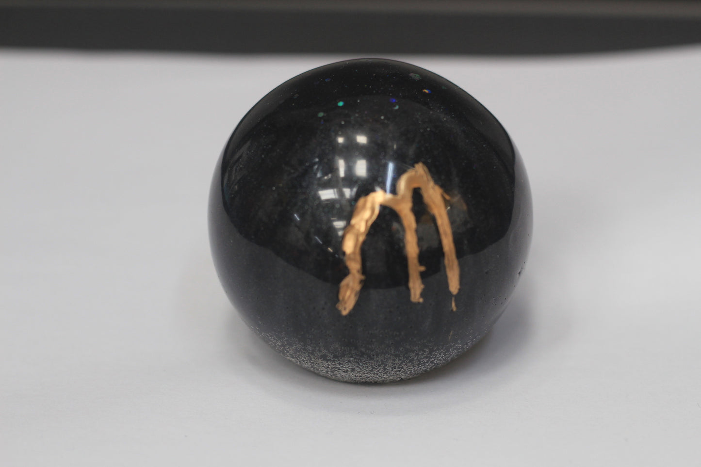 Paper Weight  Medium Resin